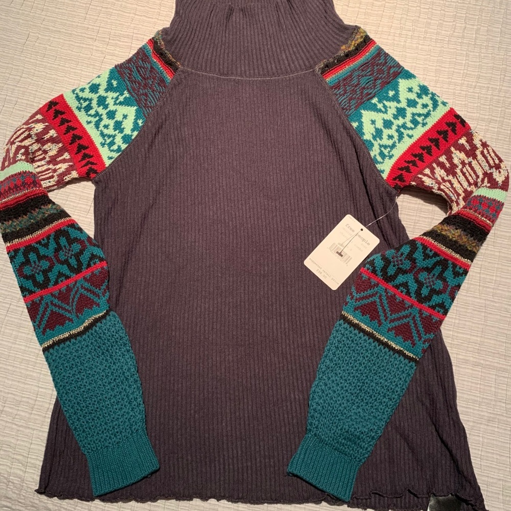 Free People top. Size small. NWT